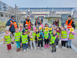 ECOLE - Sortie des MS à la Cité des Sciences