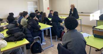 LYCEE - Visite de la députée européenne Madame VEDRENNE  